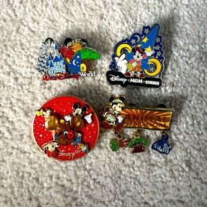 Disney World Trading Pins
